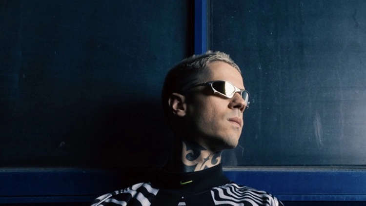 Øxyl : Szg, Hanà, Peaksou & Perfide