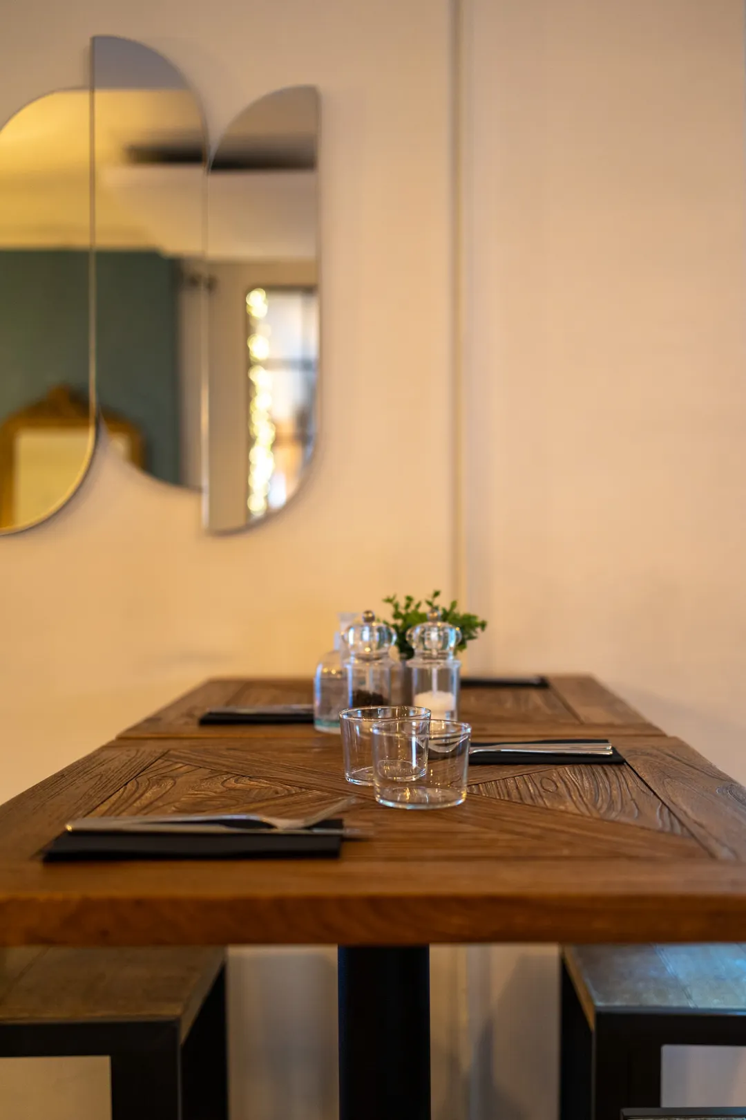 Lovebird Restaurant Paris