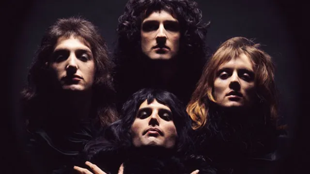THE WORLD OF QUEEN