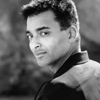 Jon Secada