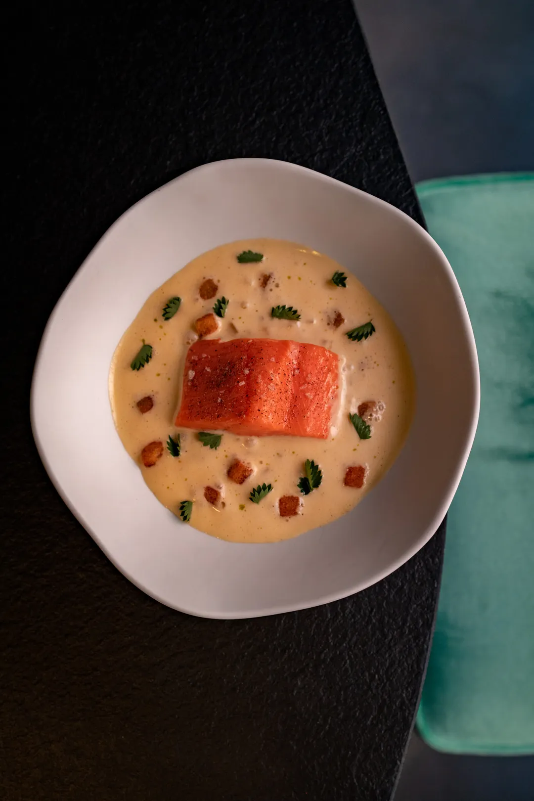 Quelque part… Les Abysses Restaurant Paris