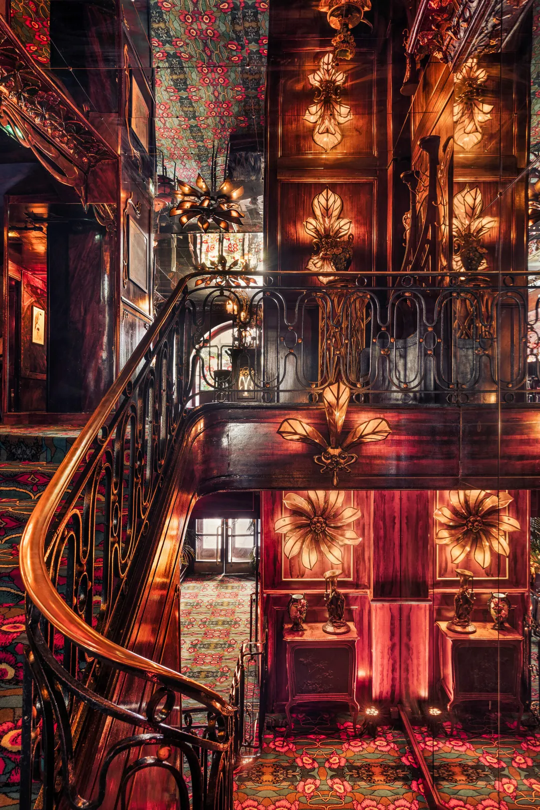 Maxim's Restaurant Bar Paris
