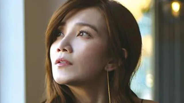 Fish Leong - "Theory of Love Song" Live Concert