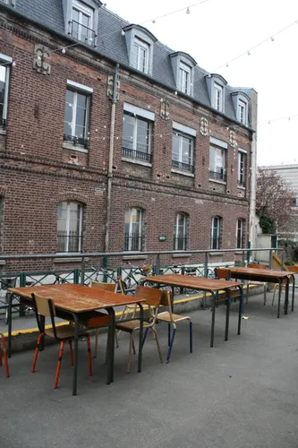 Les Grands Voisins Restaurant Galerie d'art Paris