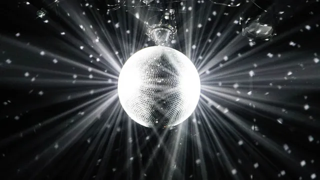 Soirée black and white: samedi 11 novembre  au Chalet du Lac