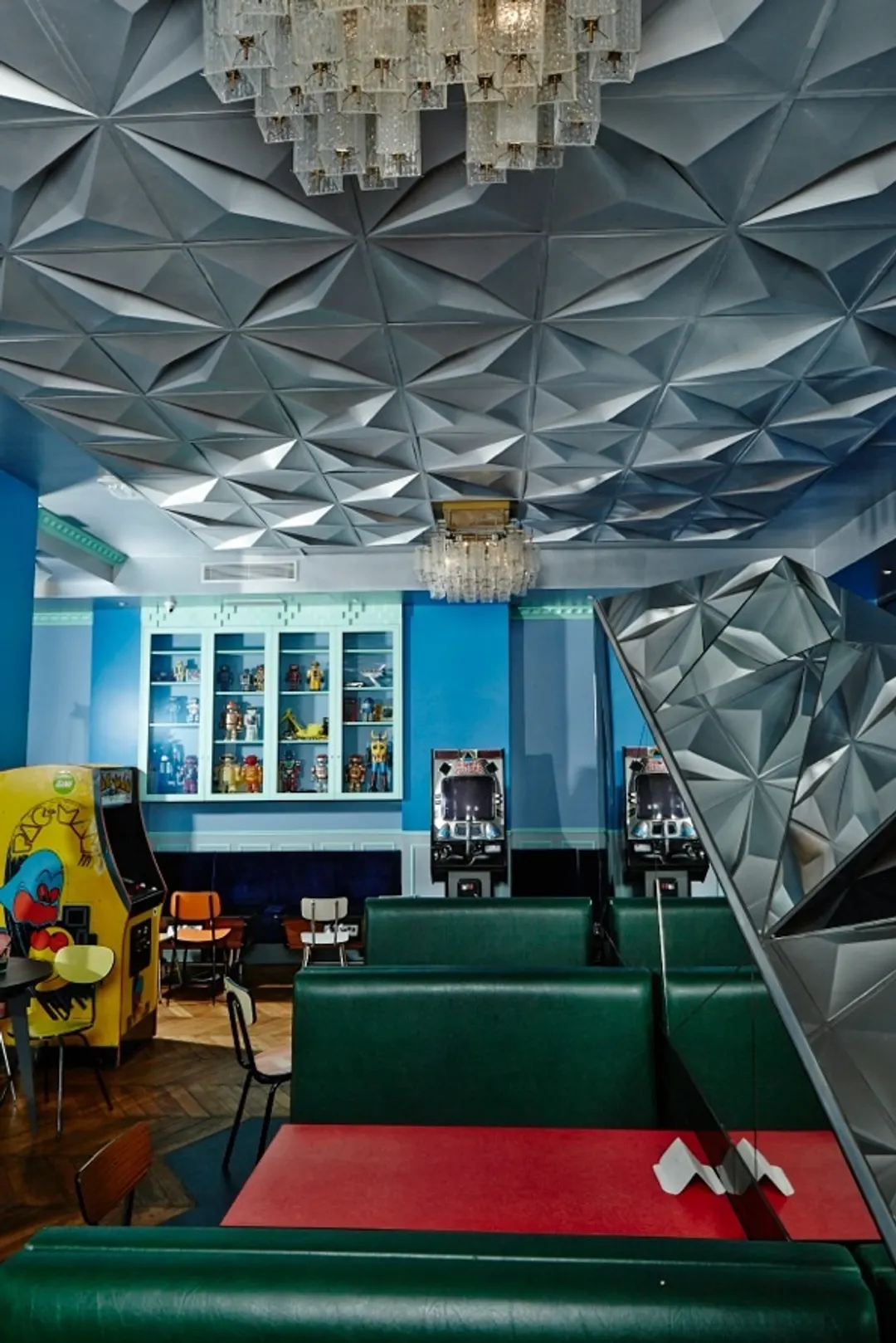 Le Fantôme Restaurant Bar Paris