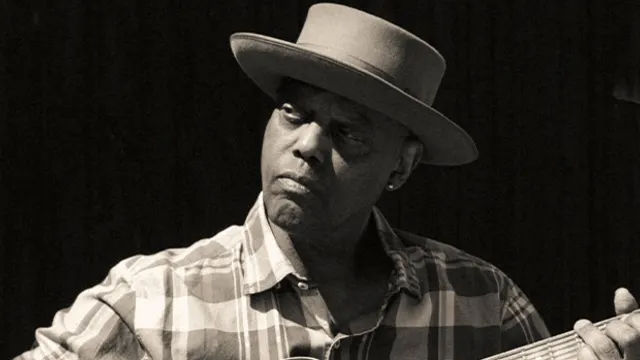 Eric Bibb