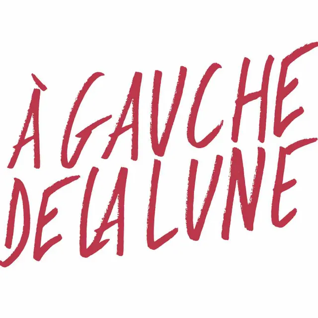 À Gauche de la lune