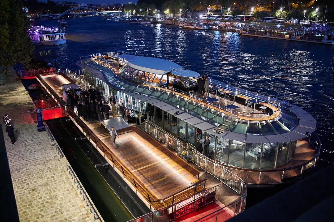 Ducasse sur Seine Restaurant Paris