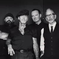 Social Distortion