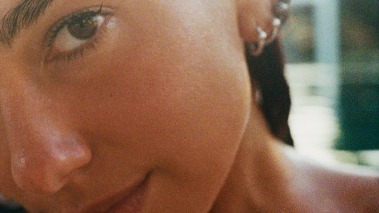 DUA LIPA
