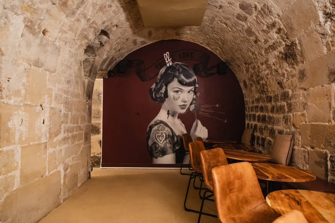 Baratruf Bar Restaurant Paris