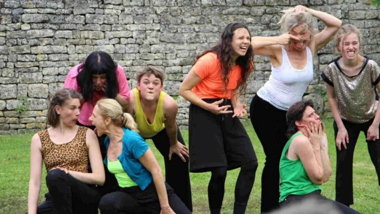 Le Bal des Filles
