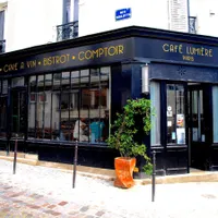 Le Café Lumière