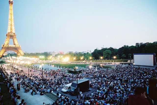 Du Wanderlust à La Villette : le cinéma en plein air revient à Paris