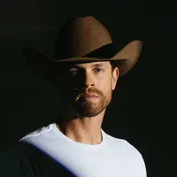 Dustin Lynch