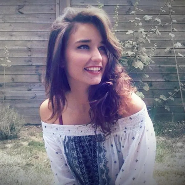 Ines D