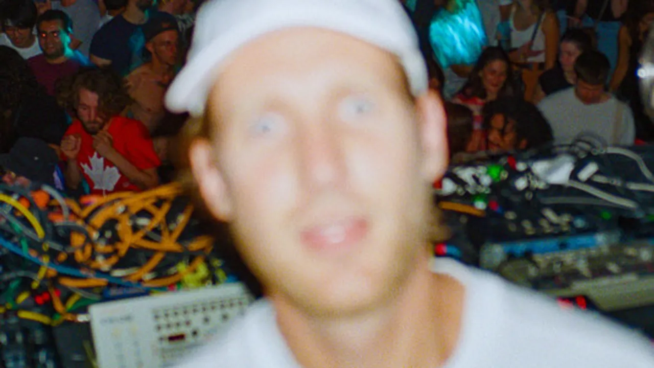 Plage84 & Kx9000 - 9084° Release Party