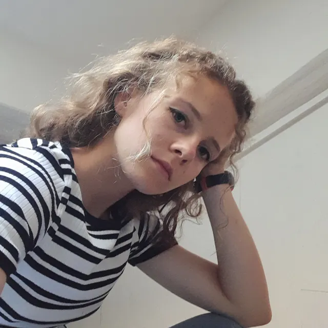 Marianne R