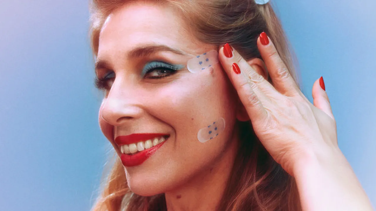 Barbara Carlotti - Voyage Voyage