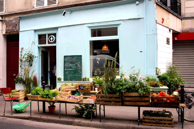 L'Épicerie VéGéTaLe : fleurs, fruits et légumes rue de la Fontaine-au-Roi