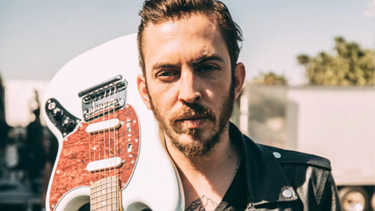 Dennis Lloyd