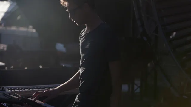 Joris Delacroix en live