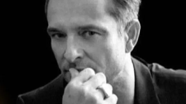 DAVID HALLYDAY - DAVID HALLYDAY REQUIEM POUR UN FOU