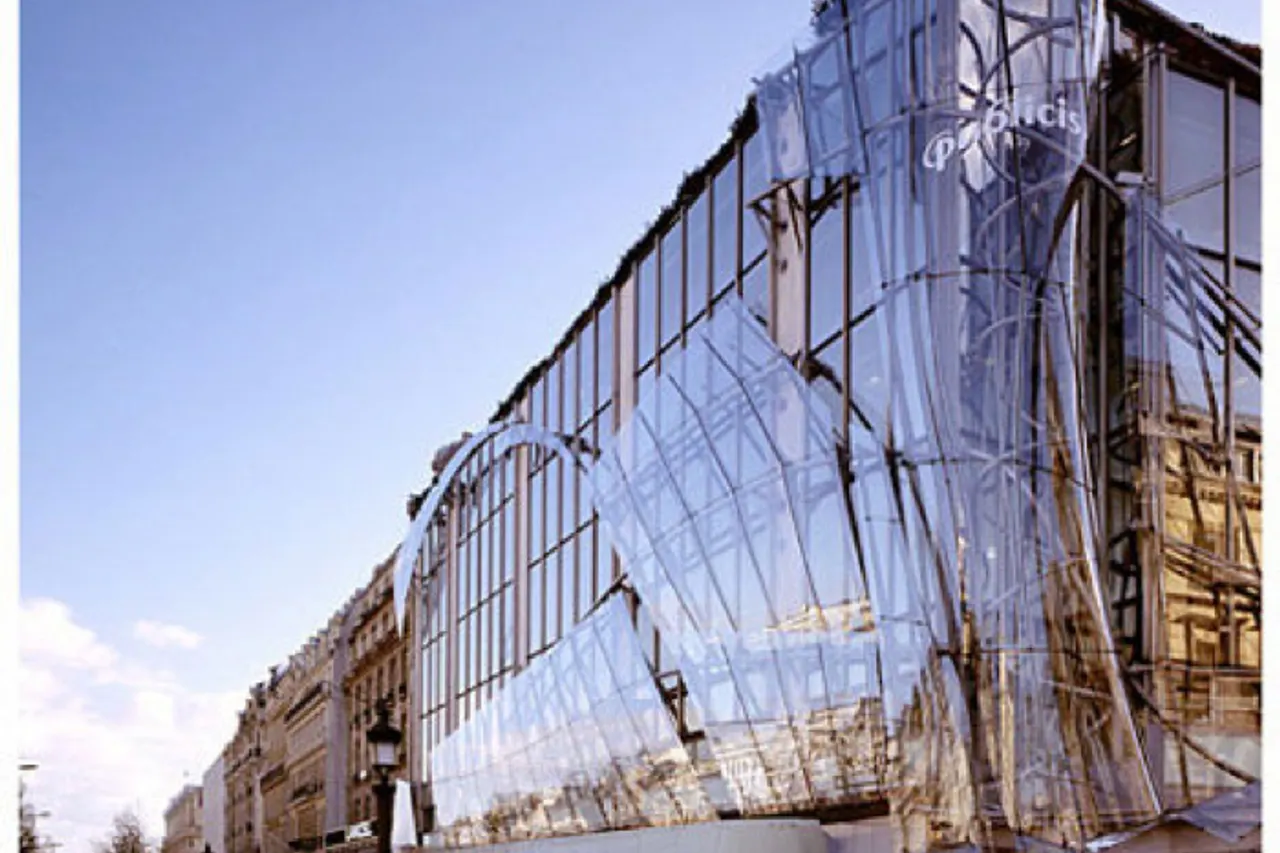 Pierre Hermé - Publicis Drugstore