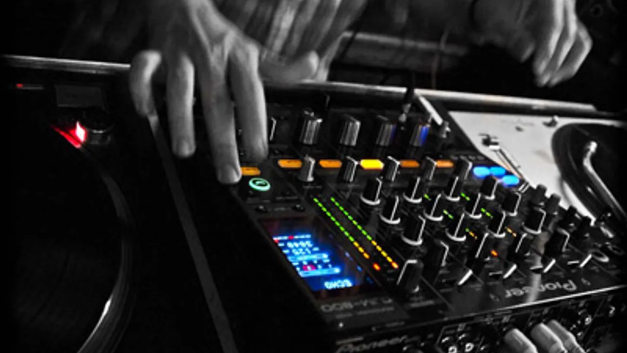 DJ Angeez