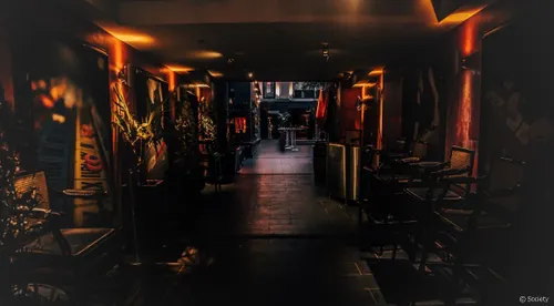 Society Salle Paris