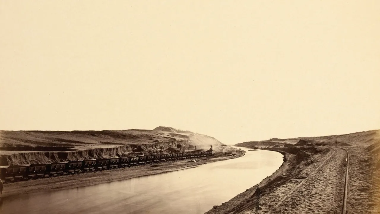 Le chantier du Canal de Suez Photographies de Louis Cuvier
