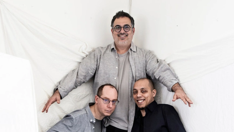Yonathan Avishai Trio - Nouvel album "Shape & Sounds"