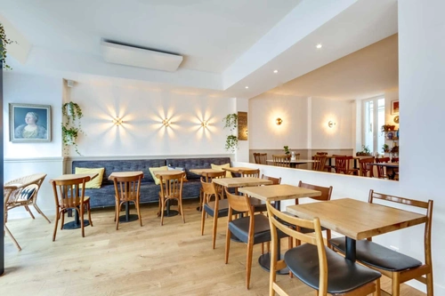 Brutus Batignolles Restaurant Paris