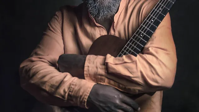 Clinton Fearon & the Boogie Brown Band