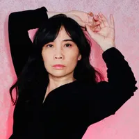 Sook‐Yin Lee