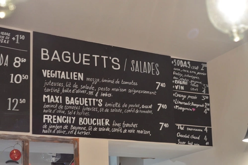 Baguett's Café Restaurant Paris