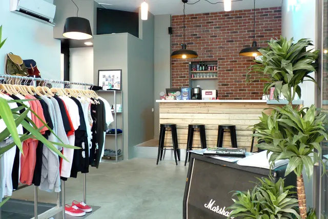 Landscape Tattoo : tatouages et hot dogs rue Keller