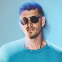 Avi Snow