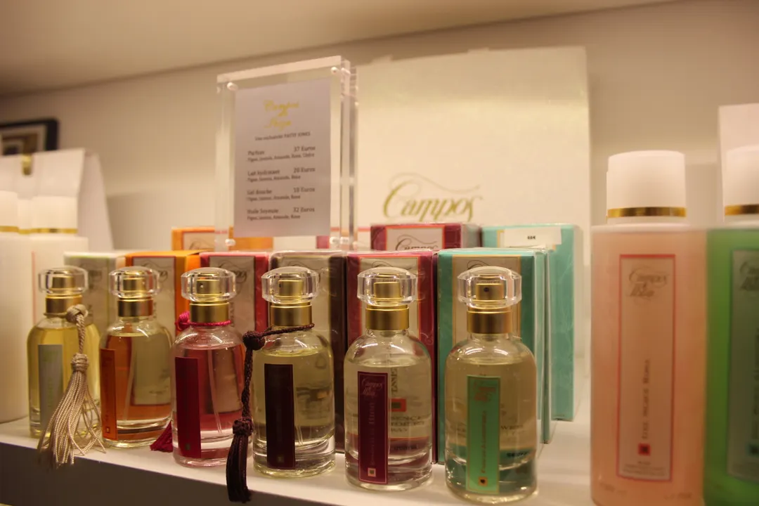 Patsy Jones Shop Paris