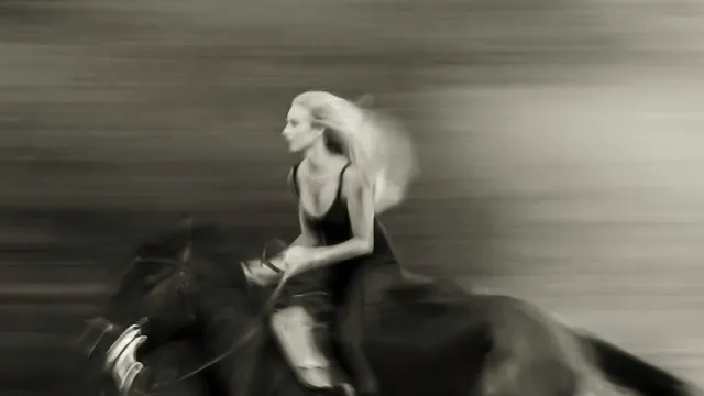 Claire Rosinkranz « My Lover Tour »