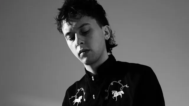 Ten Tonnes (solo show)