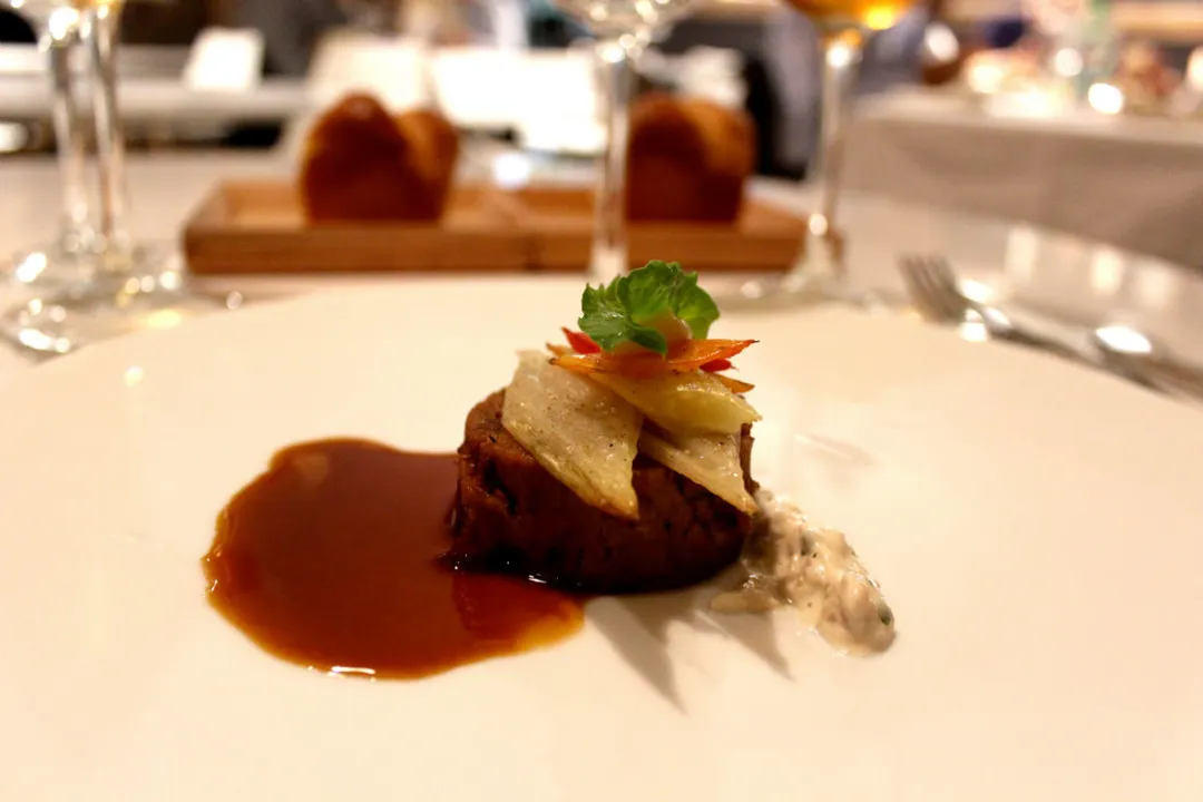 Nomos Restaurant Paris