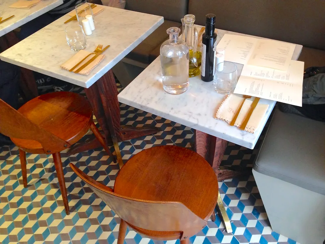La Petite Table Restaurant Paris