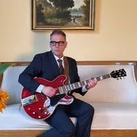 Sven van Thom