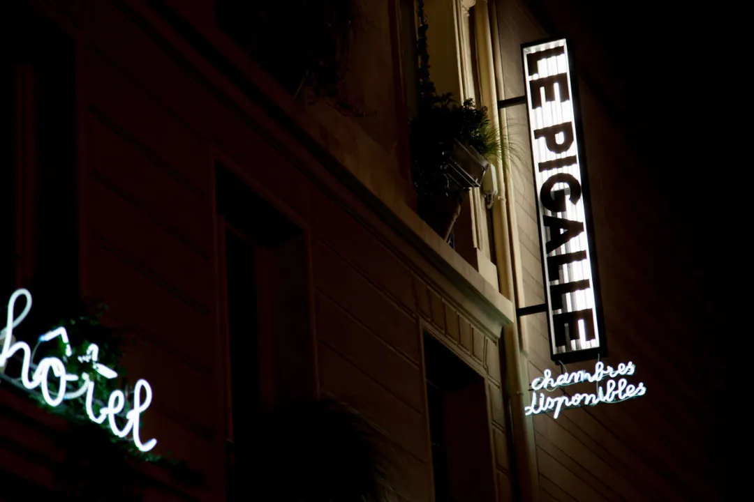 Le Pigalle Restaurant Bar Hôtel Paris