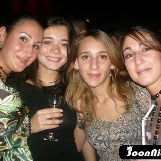 Marina R