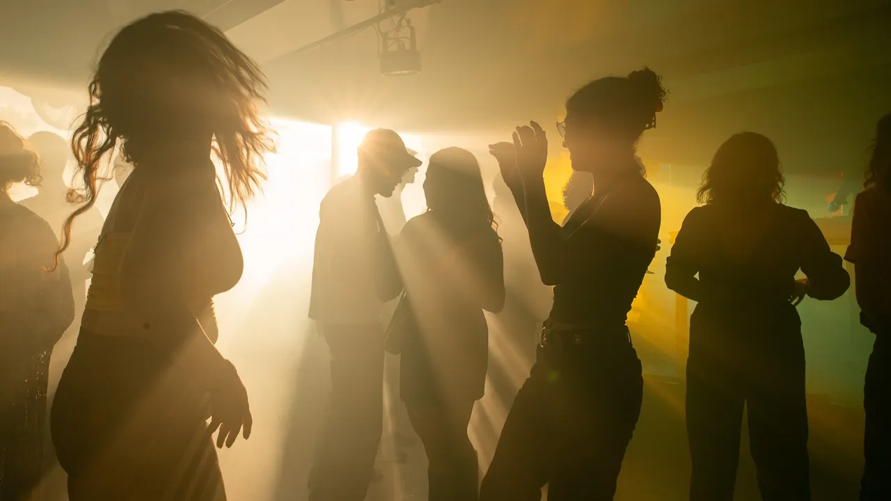 Vénus Club : 5 Années Lumières