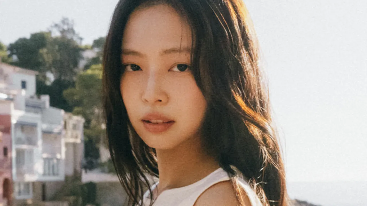 JENNIE