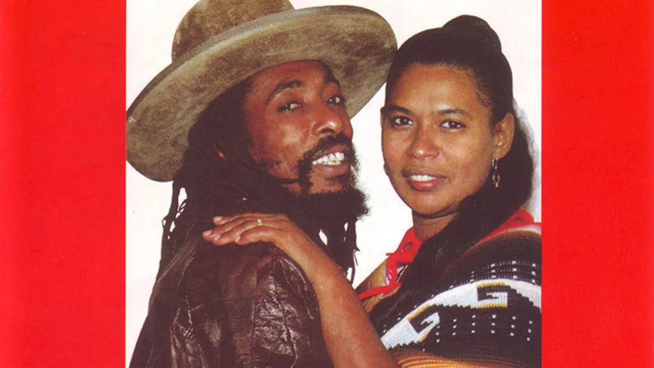 IJAHMAN LEVI ET CULTURE - IJAHMAN LEVI ET CULTURE   LA TOULZANIE